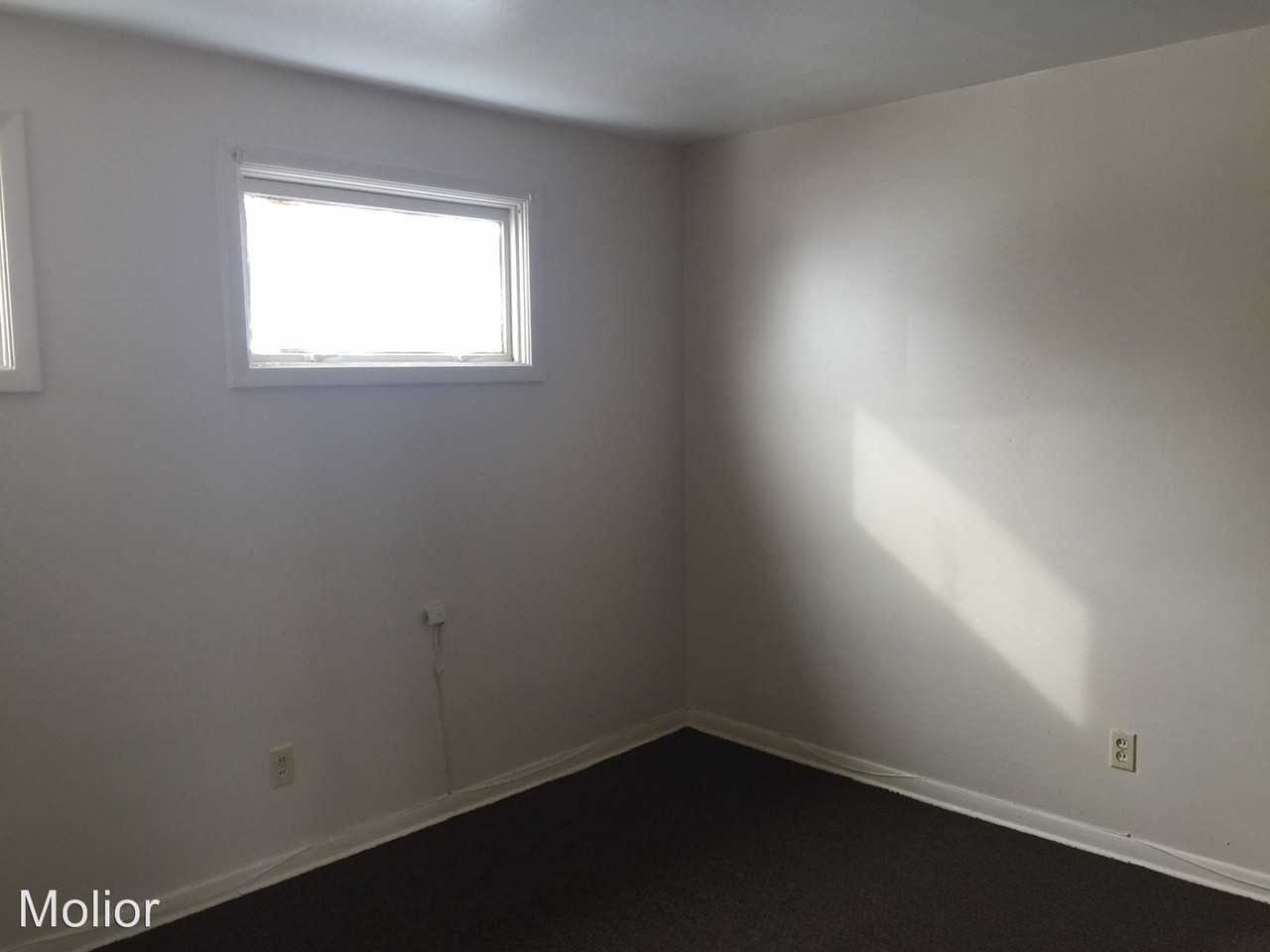 39 Burlington Ave - Photo 3 of 3