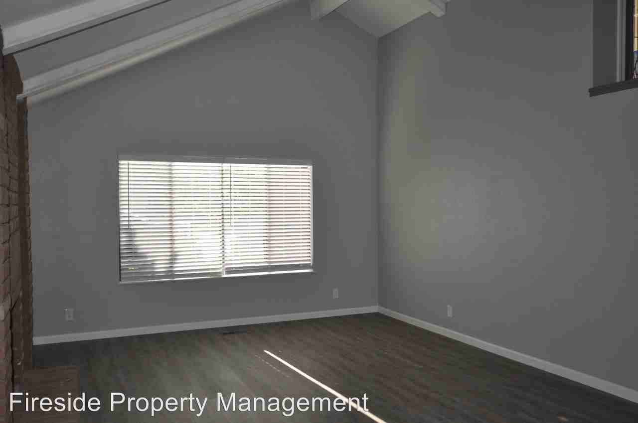 4826 Yamato Dr - Photo 3 of 16