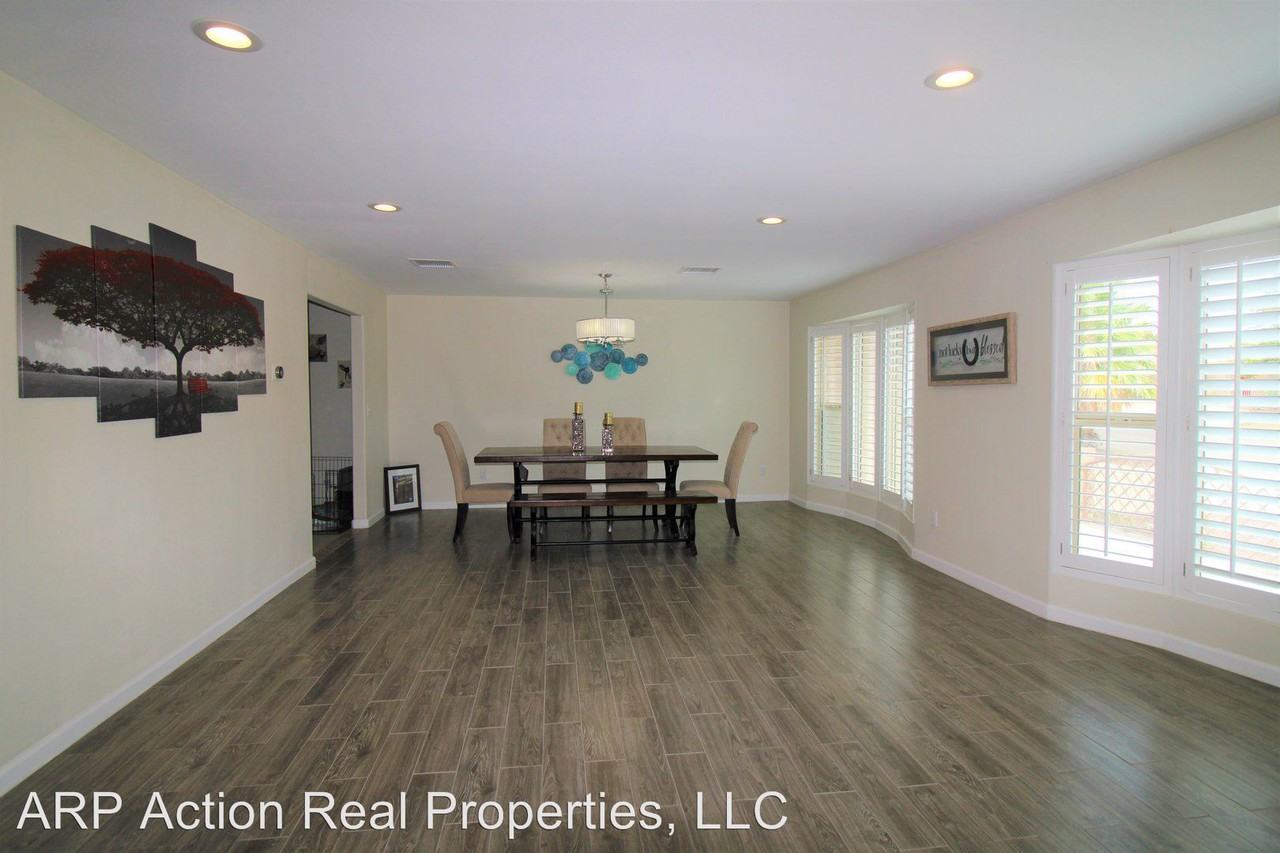 10925 Gary Player Dr - Photo 2 of 14