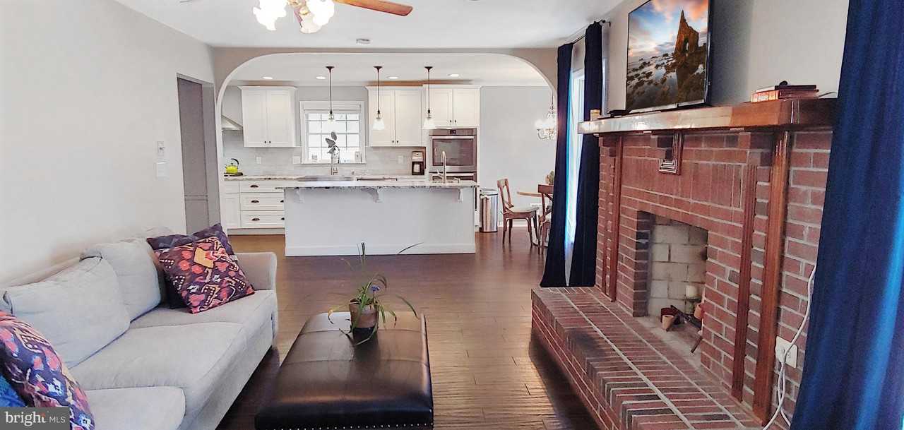 45365 Happyland Road - Photo 3 of 50