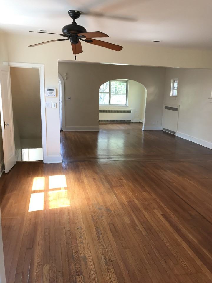 2702 Kildaire Drive - Photo 3 of 10