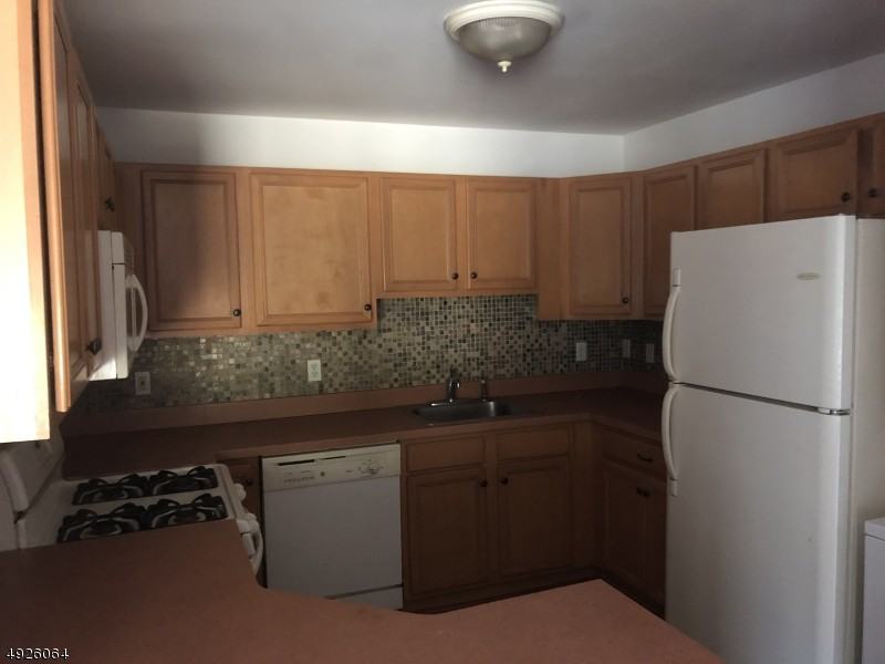 113 Falcon Ridge Way - Photo 3 of 8