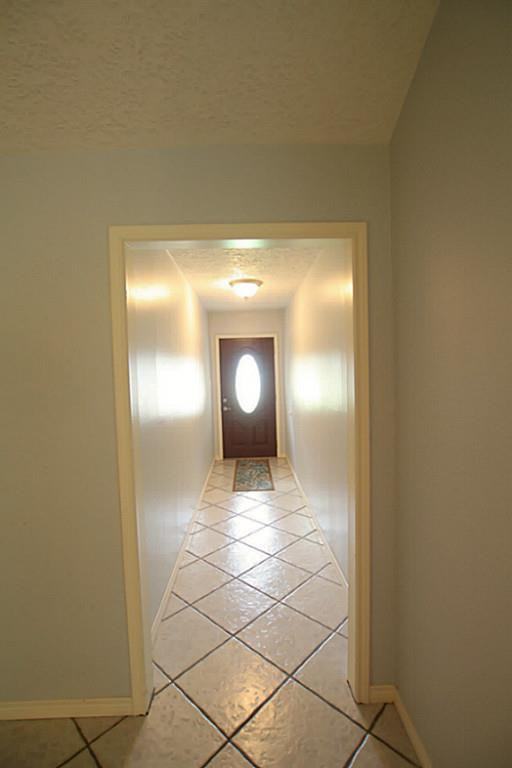 2517 Henderson Lane - Photo 2 of 11