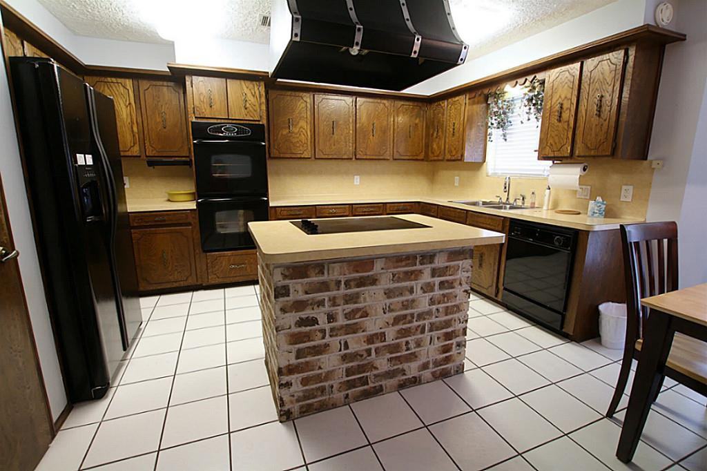 2517 Henderson Lane - Photo 3 of 11