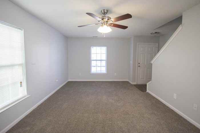 86 Springway Drive - Photo 3 of 9