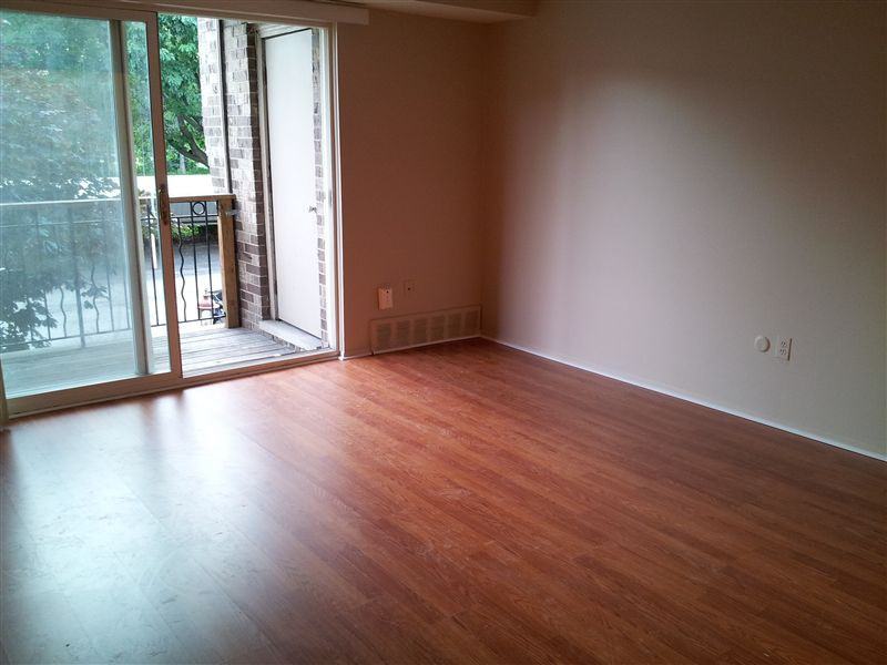 38280 Fairway Ct - Photo 2 of 5