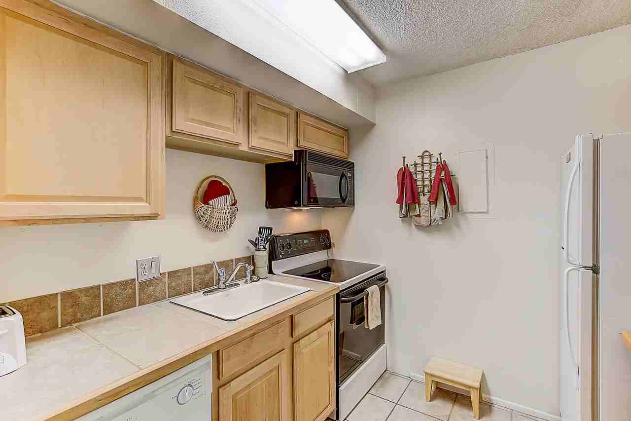 1020 15th St - Photo 3 of 27