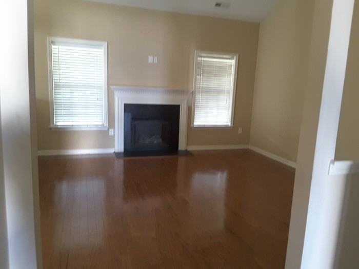 52 Noble Court - Photo 2 of 4