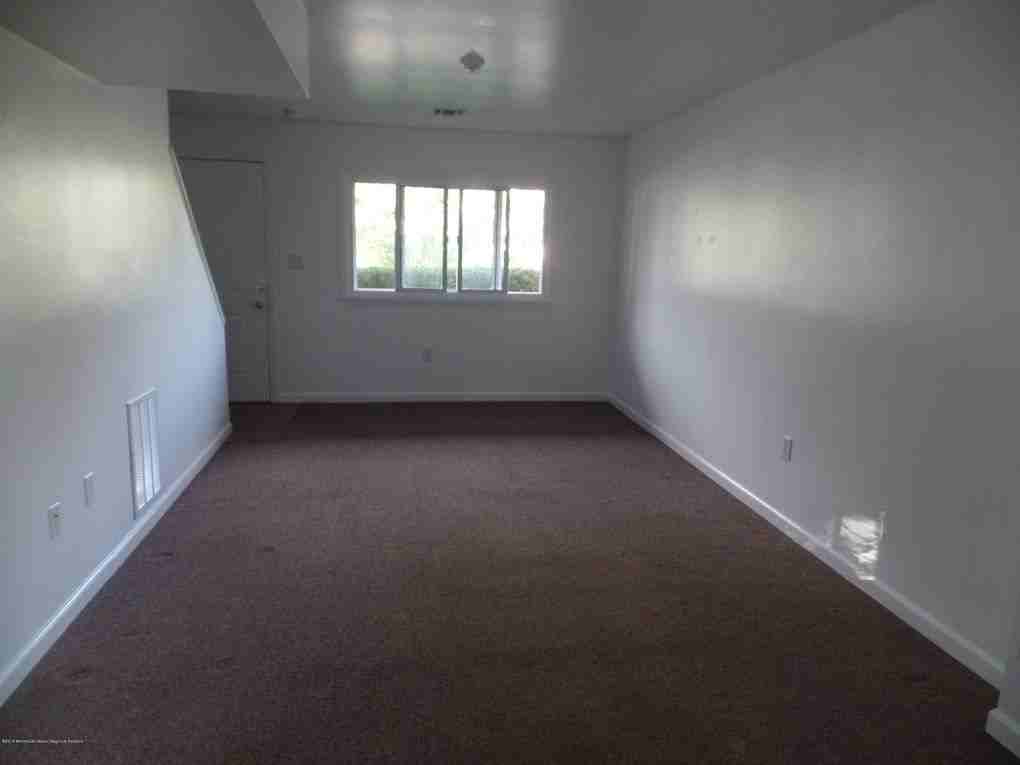 312 Campbell Avenue - Photo 3 of 12