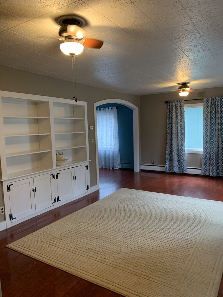 409 Dunkel St - Photo 2 of 6