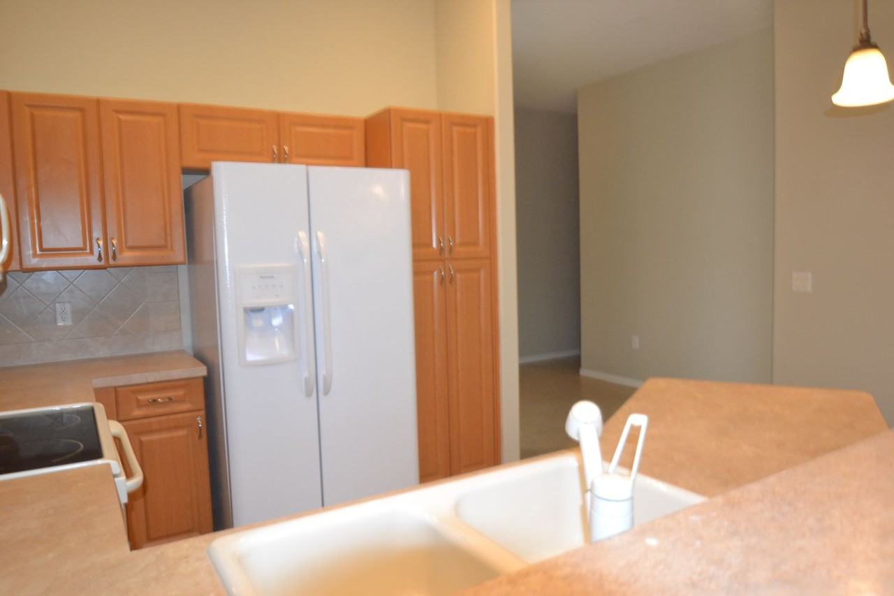 7637 Emery Dr - Photo 3 of 18