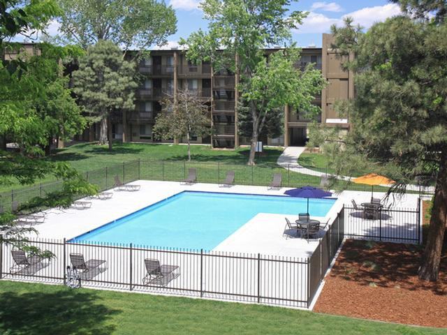 7100 E Evans Ave - Photo 5 of 35