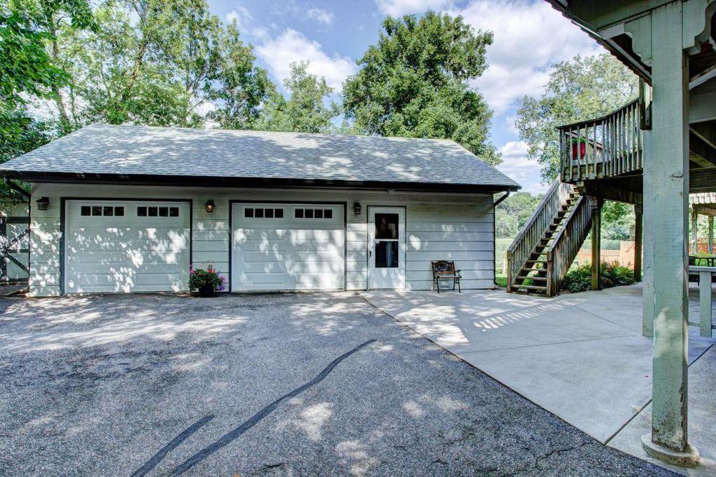 16912 Excelsior Blvd #1 - Photo 3 of 21