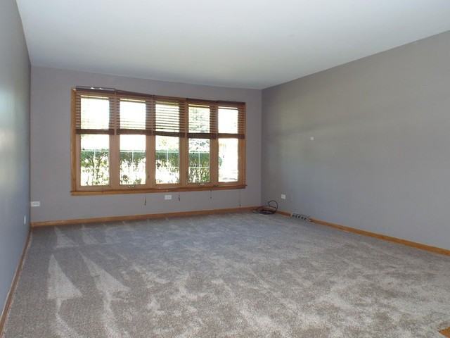 5107 119th - Photo 3 of 32