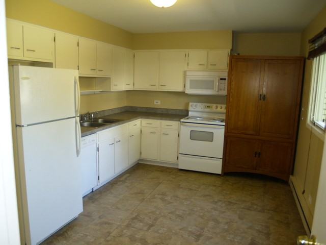 567 2nd - Photo 3 of 7