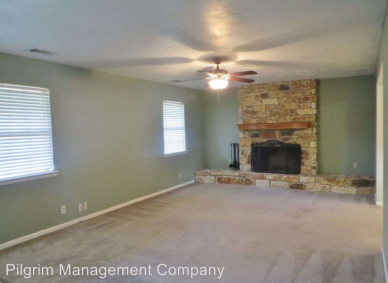 109 Clear Spring Road - Photo 2 of 21