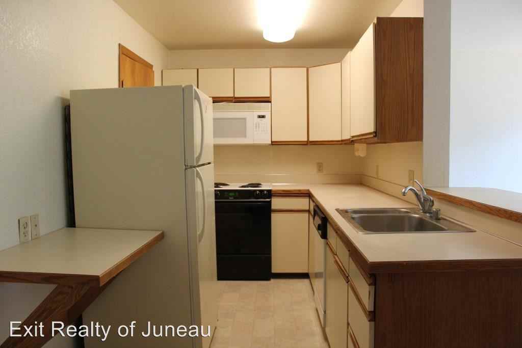 Chatham Place Condos Crow Hill Drive - Photo 3 of 7