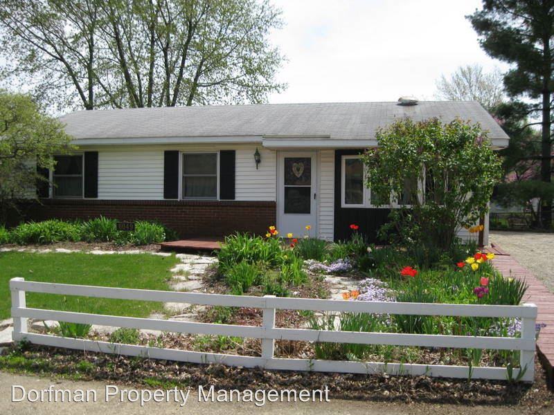 6049 Ruskin Pl W, Indianapolis, IN 46224 3 Bedroom House for 825/month