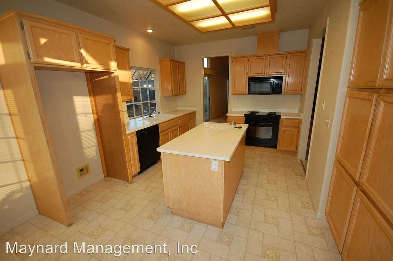 120 Cottage - Photo 2 of 12