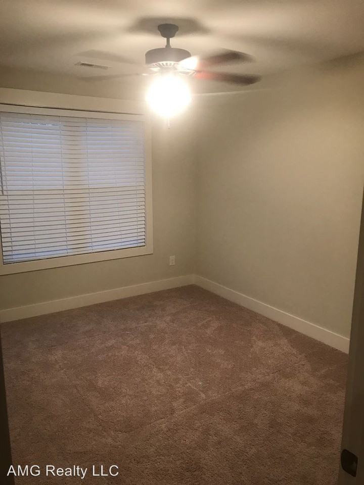 23 Three Daughters Court - Photo 2 of 30