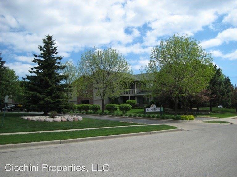 1265 30th Court #C - Photo 2 of 9