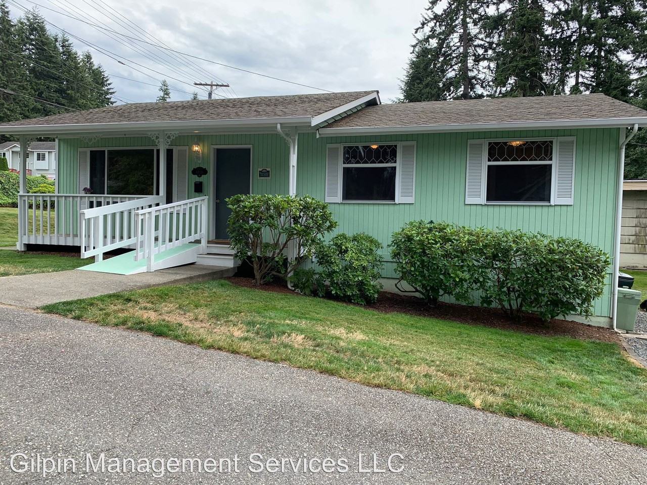 4836 Glenwood Ave - Photo 2 of 18