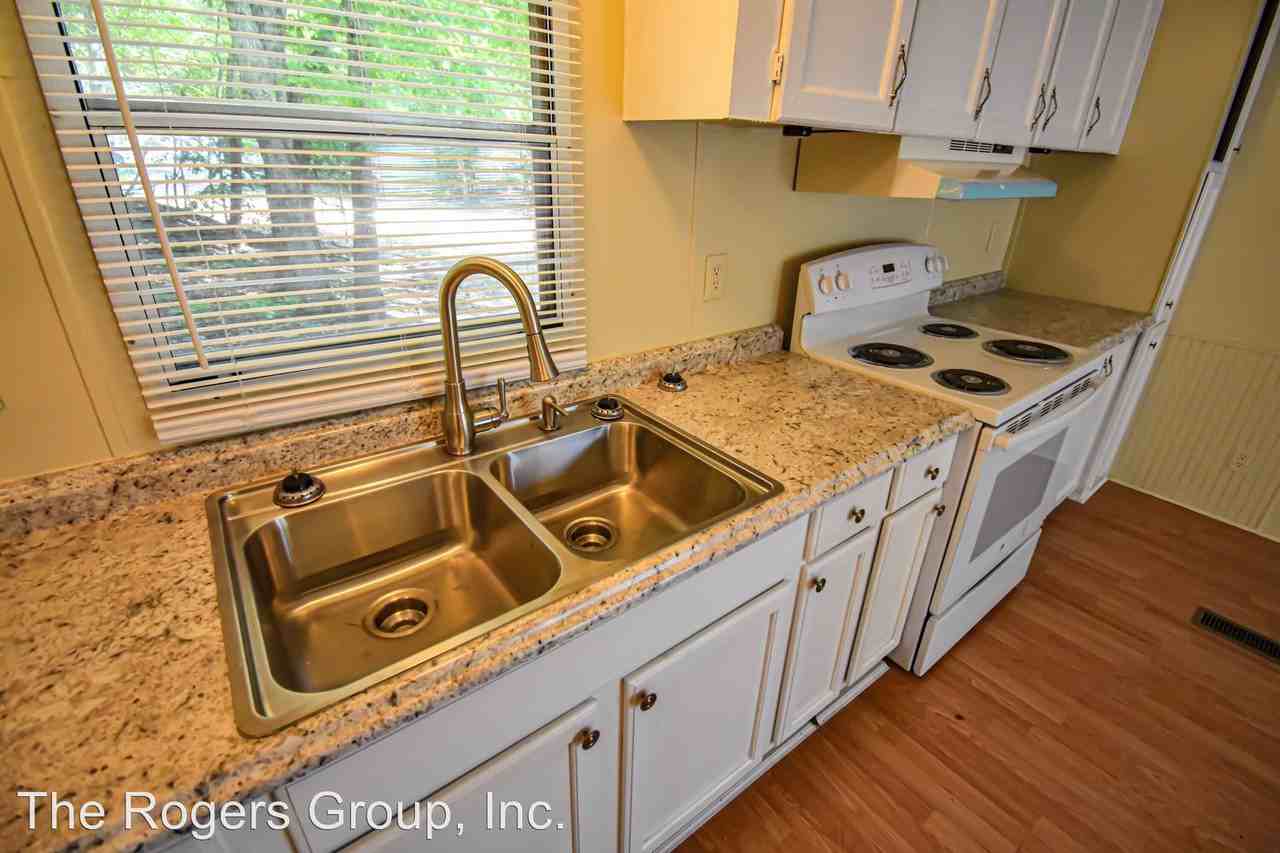 44 White Oak Dr - Photo 2 of 8