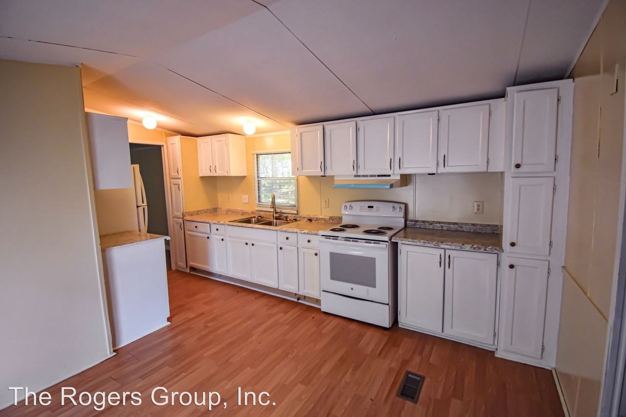 44 White Oak Dr - Photo 3 of 8