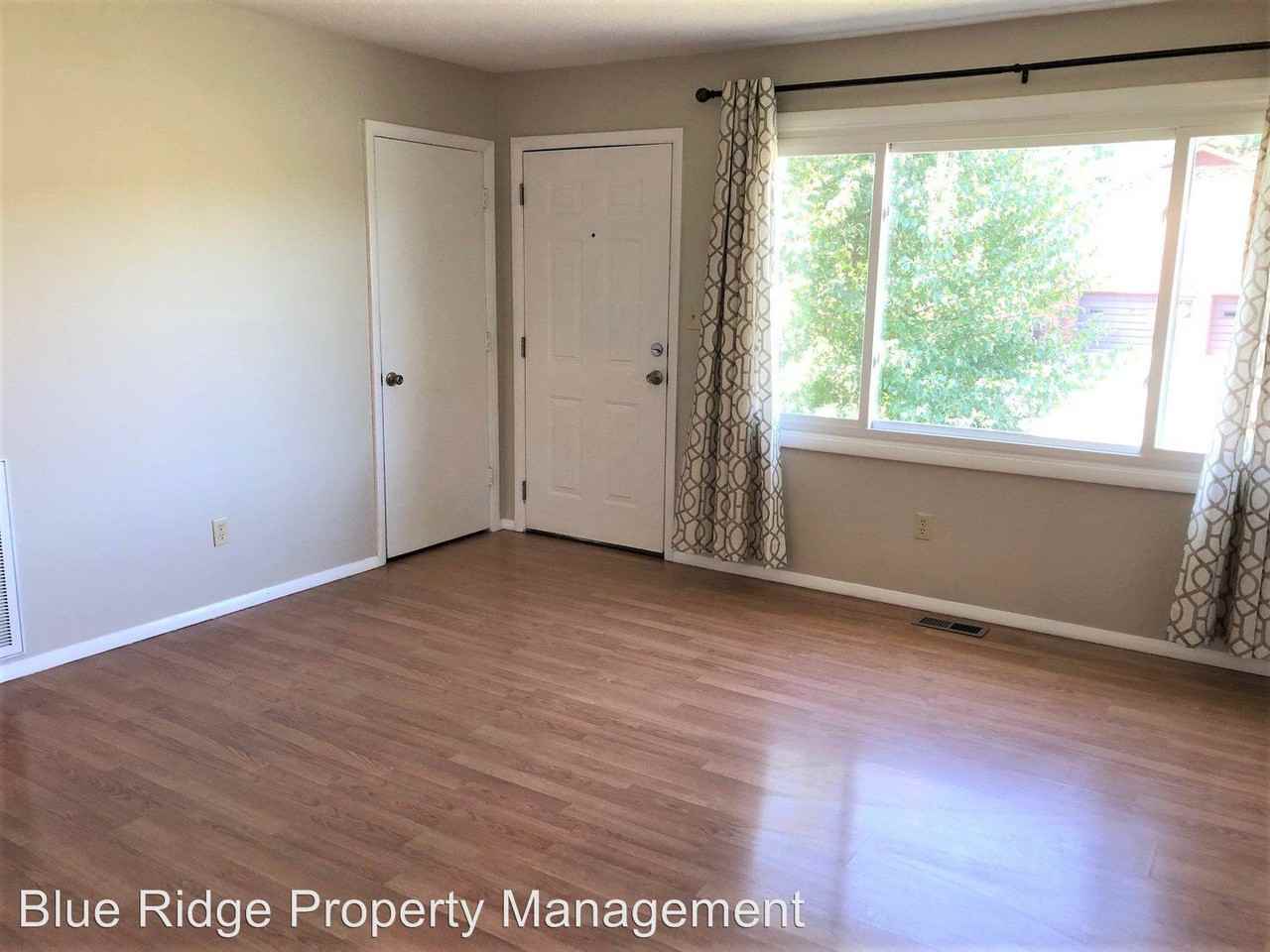 340 Nelson Avenue - Photo 2 of 9