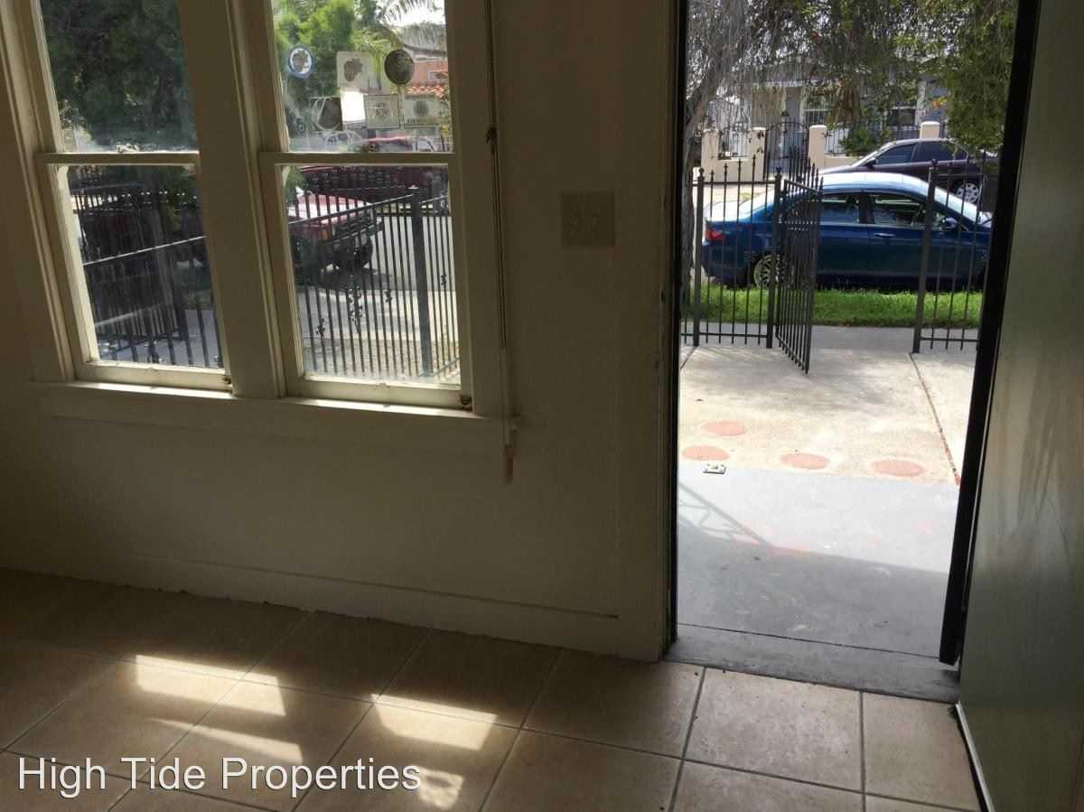 3637 44th St - Photo 3 of 6