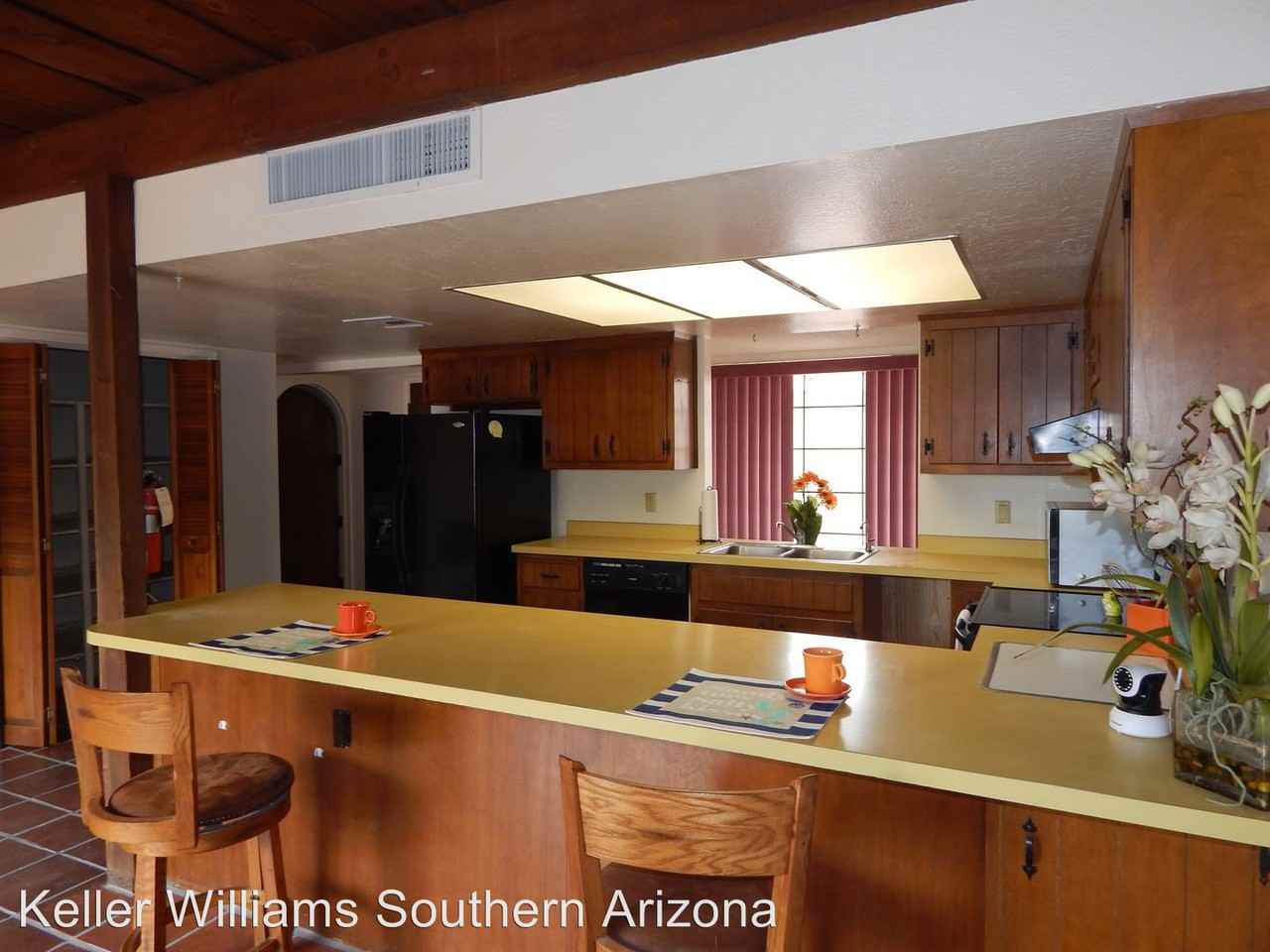 6249 N Camino Miraval - Photo 3 of 50