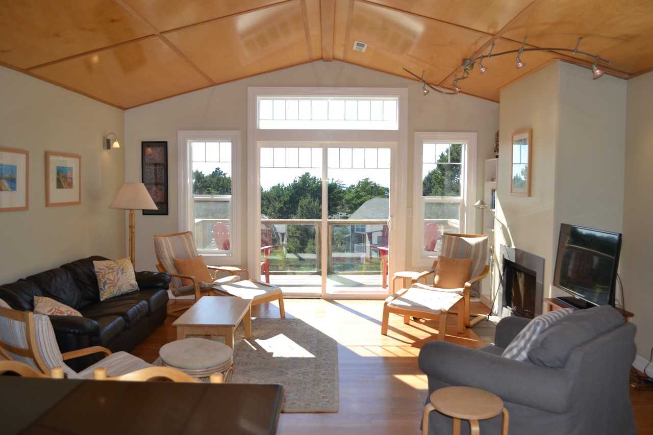 465 Beach Pine Rd - Photo 2 of 19
