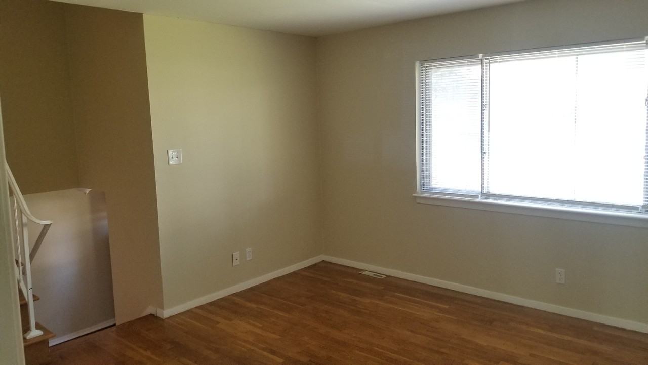 3513 S Kings Hwy - Photo 3 of 14