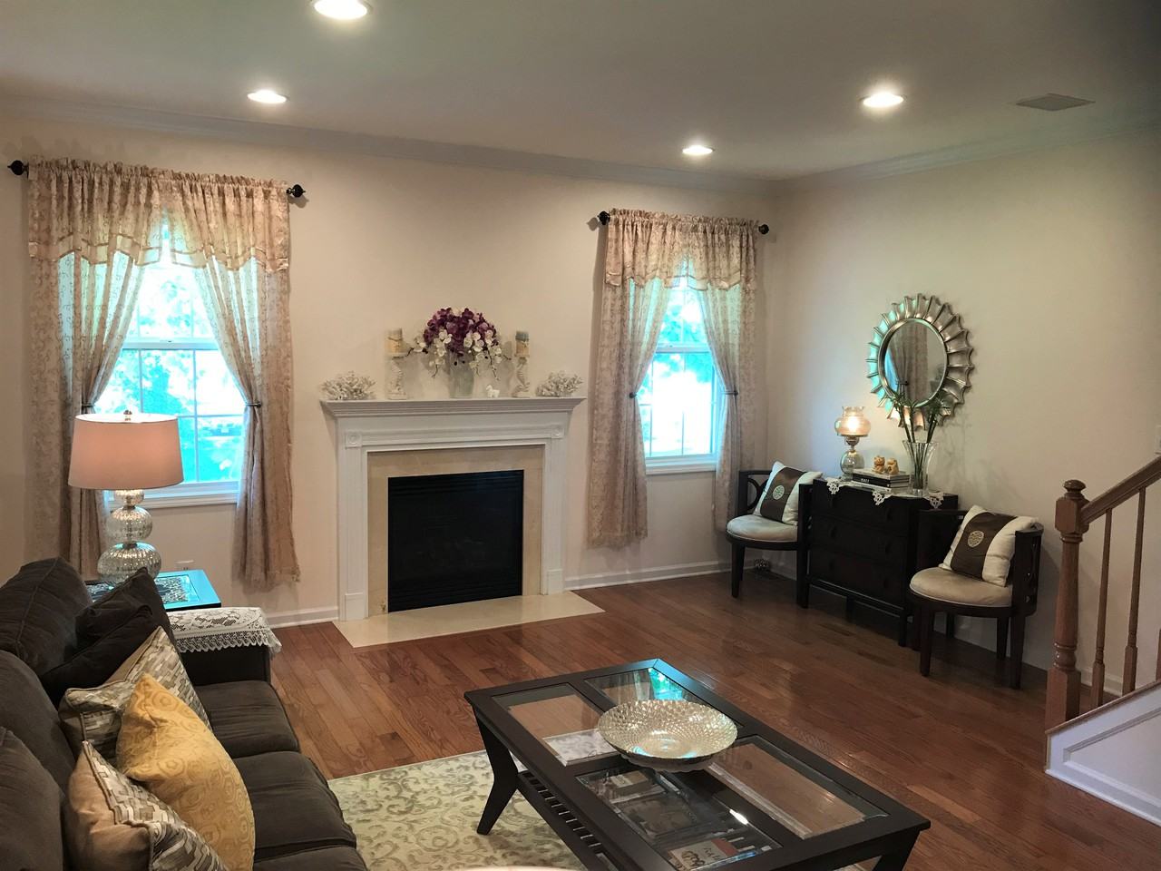 449 Hartford Drive - Photo 2 of 22