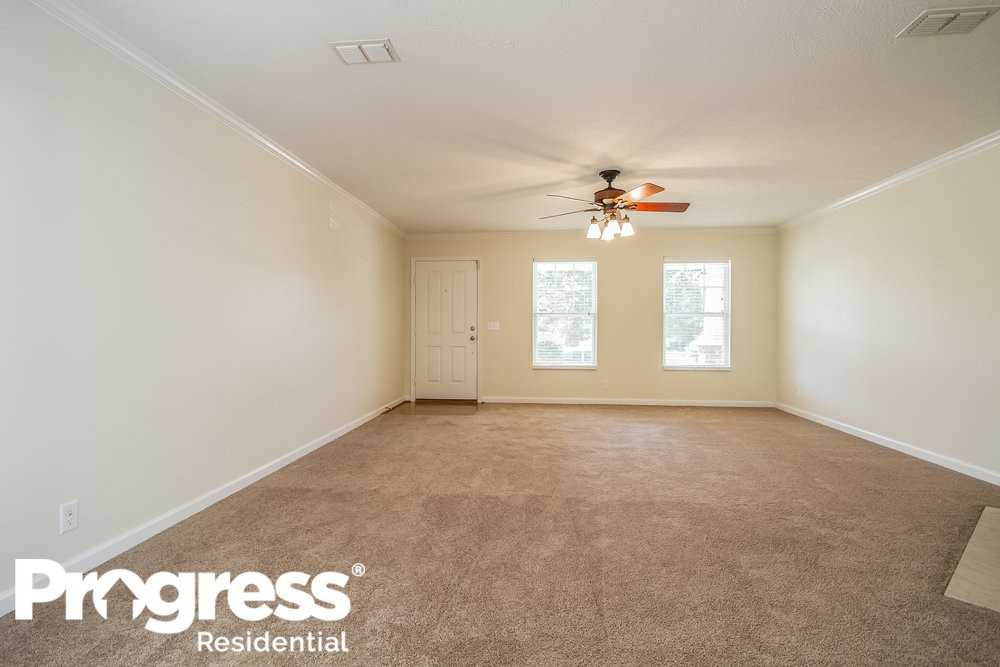 3137 Hidden Creek Dr - Photo 2 of 17