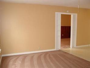 6343 Belgrade Ave - Photo 3 of 11