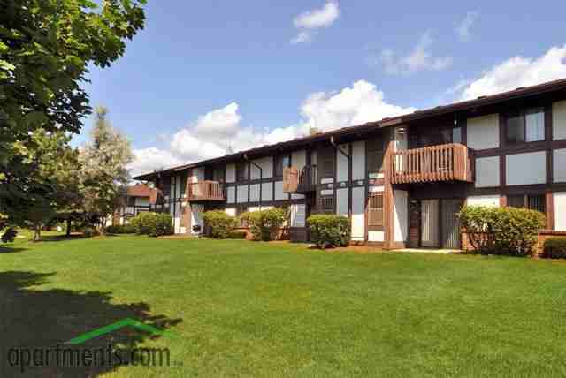 Park Avenue Apartments - Photo 3 of 7