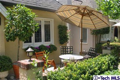 32 Oak Knoll Gardens Drive - Photo 3 of 21