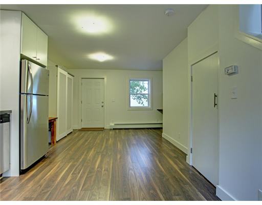 51 Burlington Street West - Photo 2 of 9