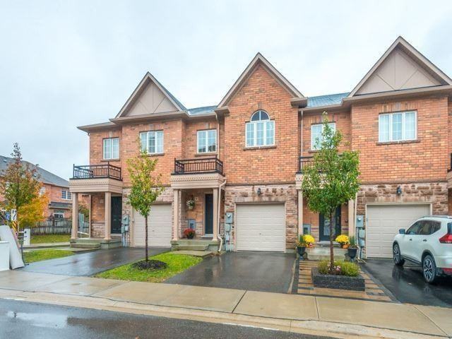 8777 Dufferin St, Vaughan, ON L4J 8W3 - 3 Bedroom Apartment for Rent ...