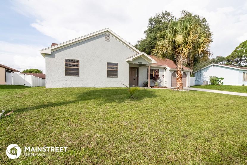 4055 Vermont Ln - Photo 3 of 16