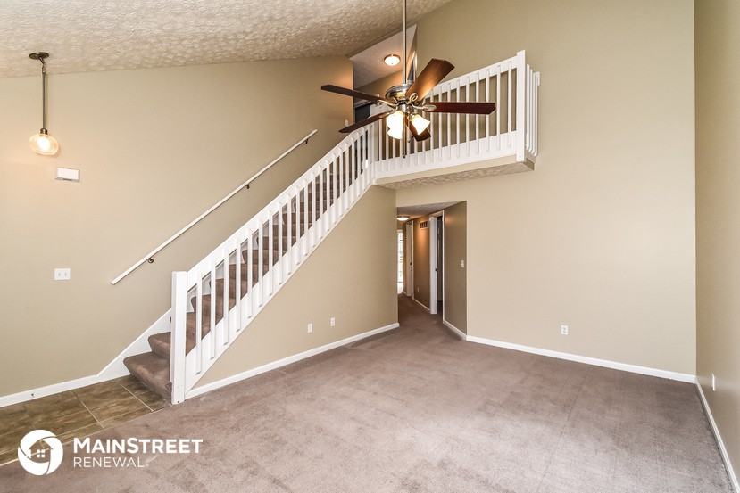 4325 Willow View Blvd - Photo 3 of 15