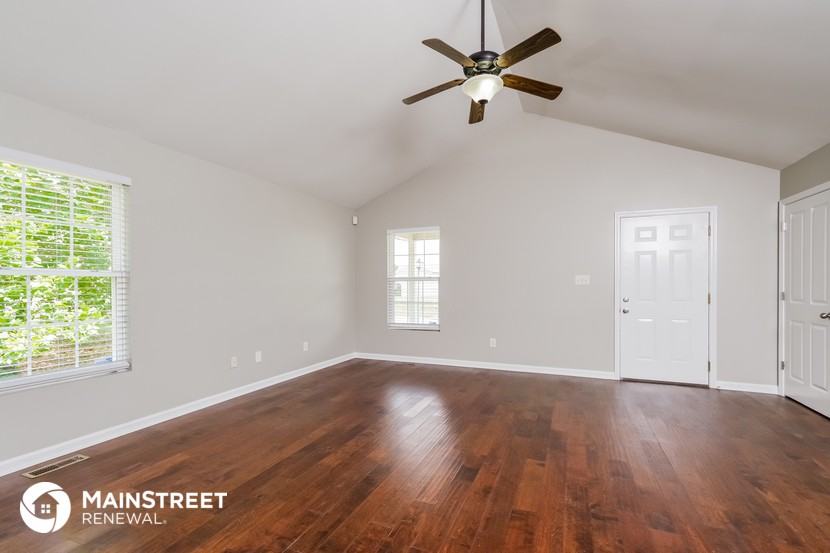 3720 Sonoma Ln - Photo 3 of 16
