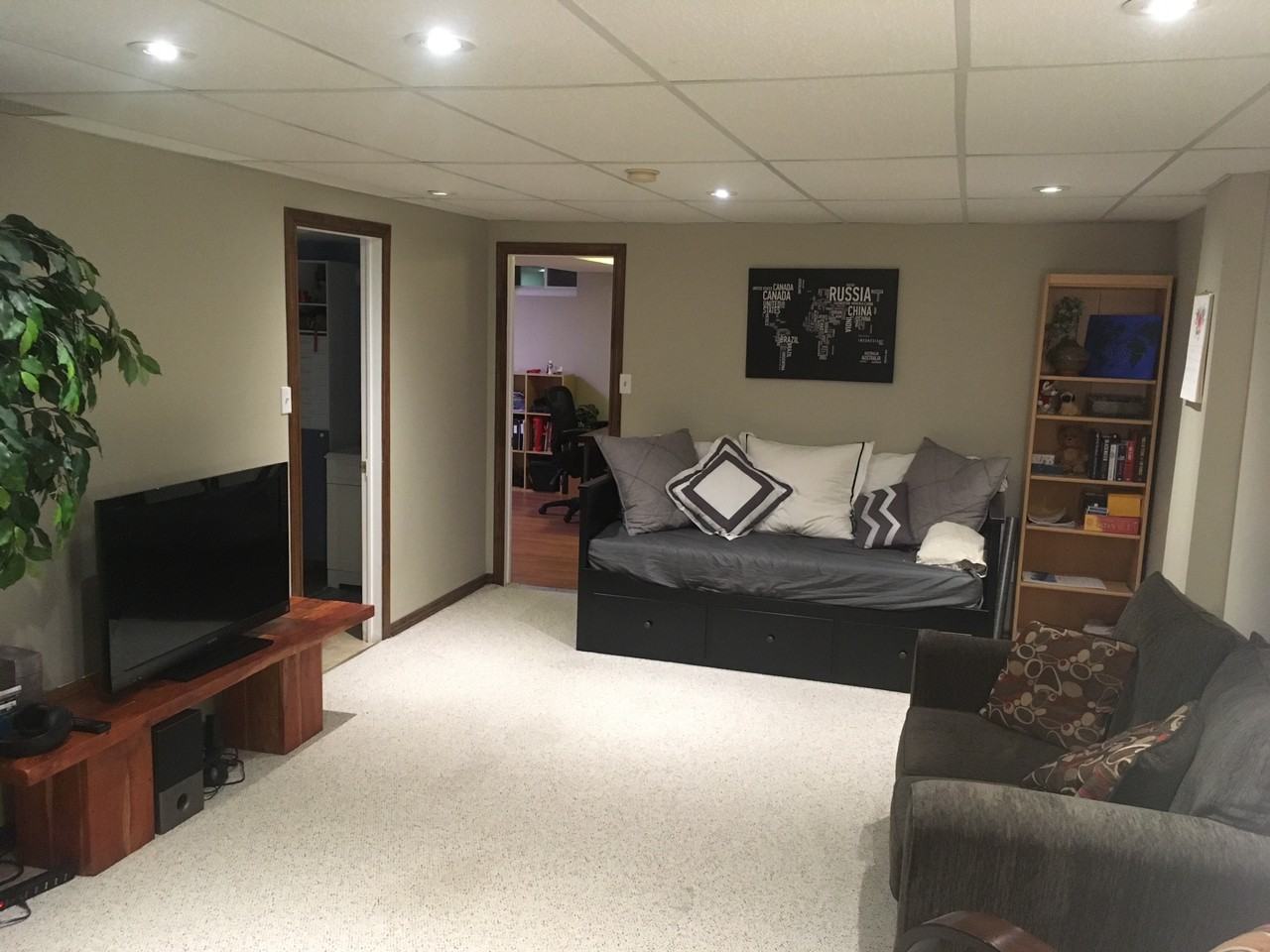 65 Marion St - Photo 2 of 4