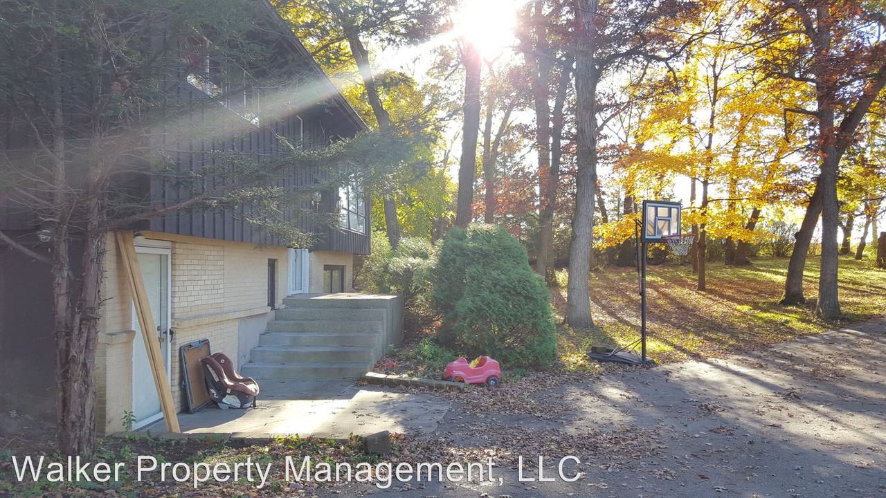 4243 S Holden - Photo 3 of 22