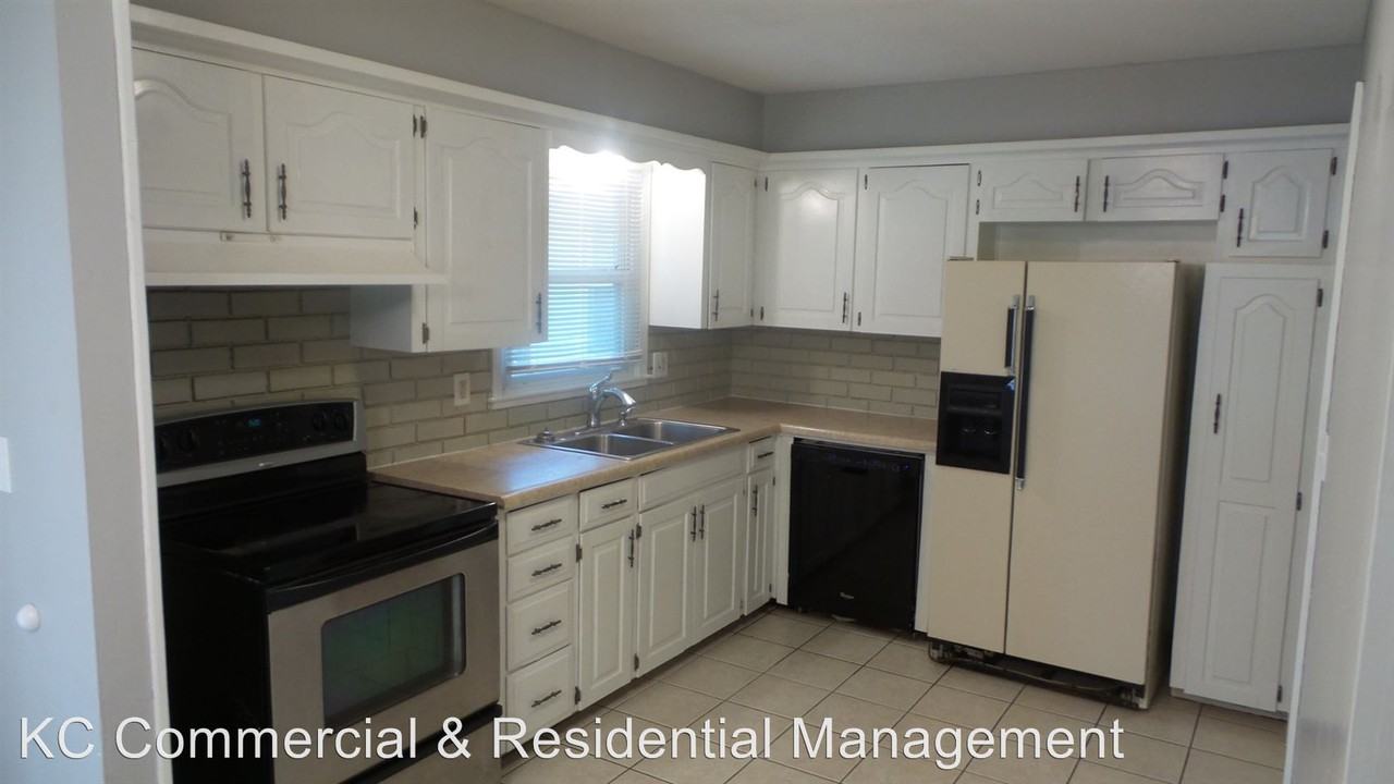 5317 Cottage Ave - Photo 2 of 15