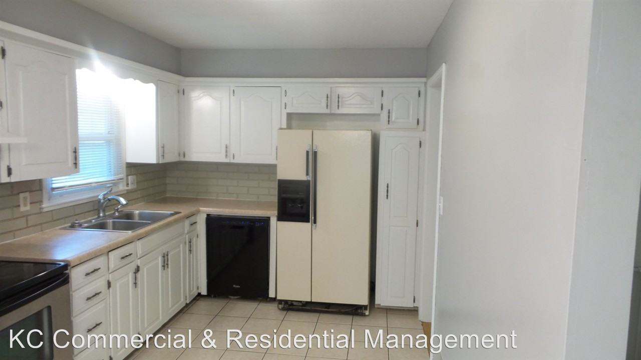 5317 Cottage Ave - Photo 3 of 15