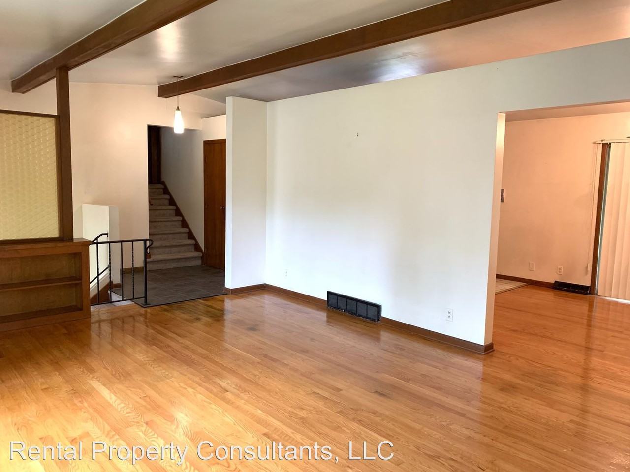 1706 Auburn Ave Ne - Photo 3 of 21