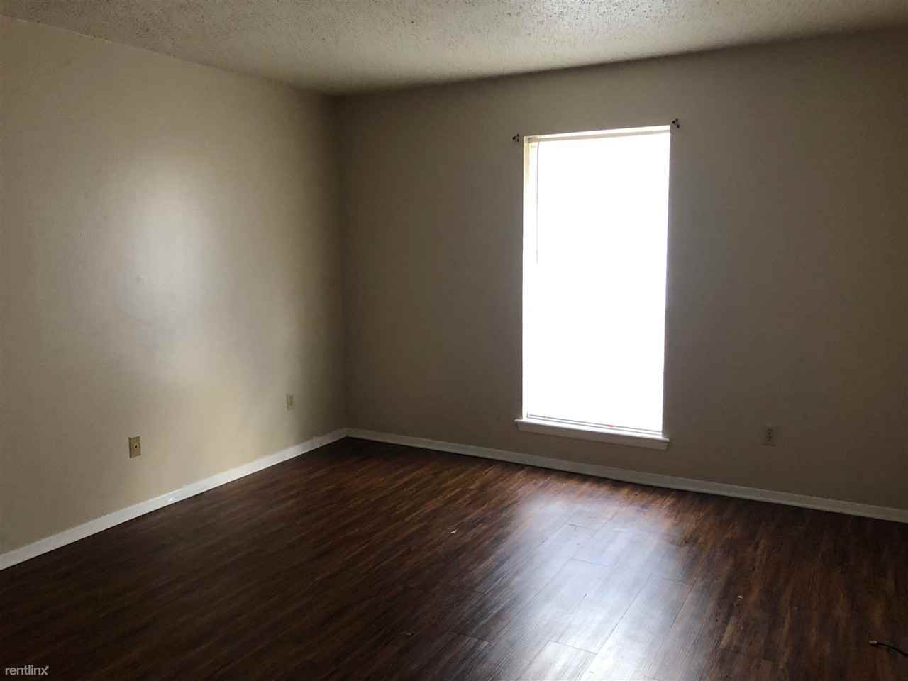 1106 Indian Springs Rd - Photo 2 of 6