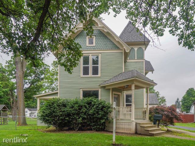 211 S Hillsdale St - Photo 3 of 35